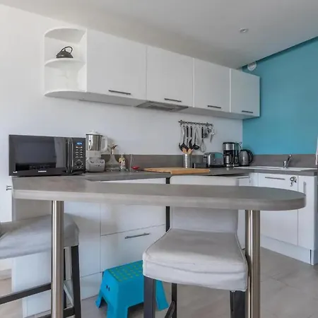 アパート 1 Bedroom In *
