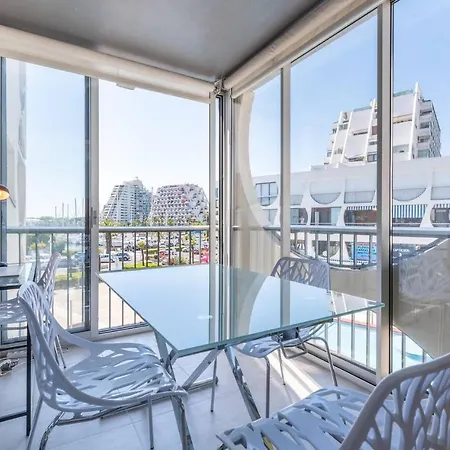 1 Bedroom In *